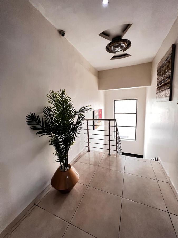 De Rigg Place, Surulere Lagos Exterior photo